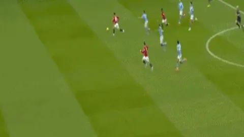 “国王队四将均超20分力克马刺；步行者逆转公牛，打破四连败魔咒”